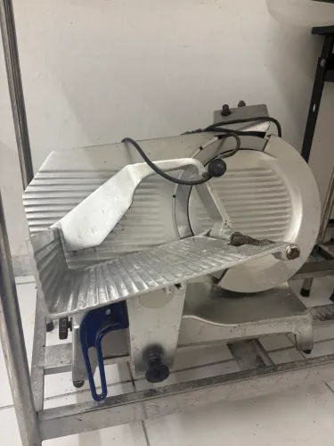 Máquina fatiar 