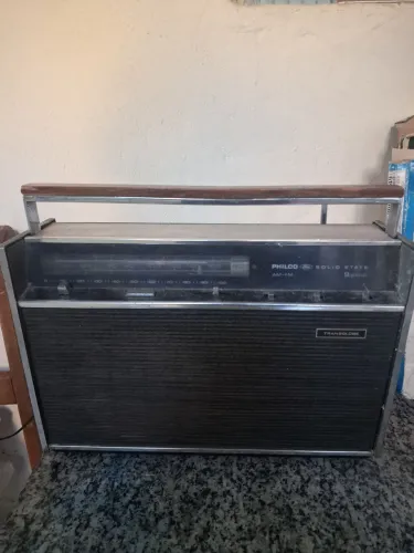 RÁDIO ANTIGO PHILCO AM/FM