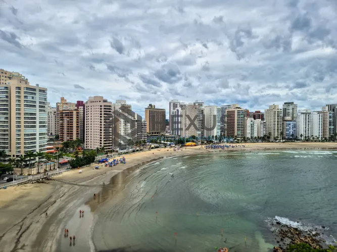 Apartamento frente mar com varanda vista mar e lazer na Praia das Asturias, Guaruja