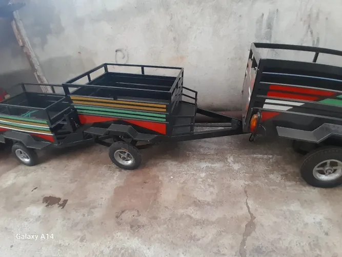 Carretinha para moto para vender se você tiver interessado pode entrar no meu WhatsApp