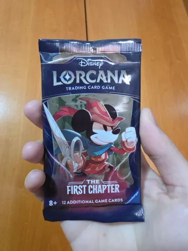 Booster Avulso Disney Lorcana First Chapter (Inglês) - Lacrado
