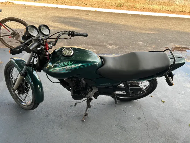 Vende-se CG Titan 125