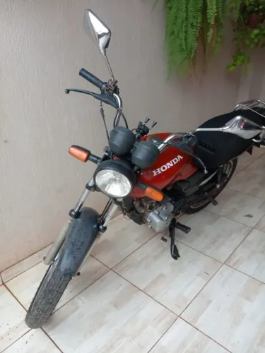 Honda CG 125 impecável
