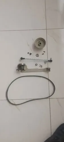 Motor convencional para máquina de costura com acessórios 