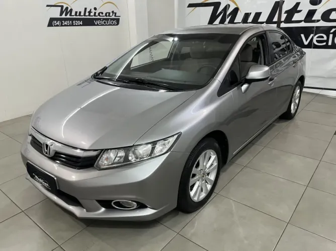 Honda Civic Sedan LXS 1.8/1.8 Flex 16V Mec. 4P 2014