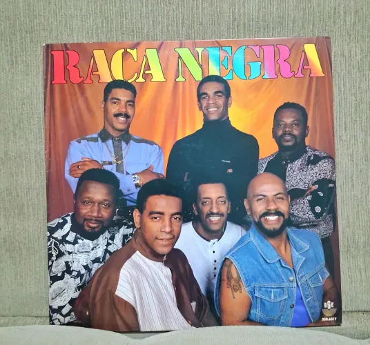 LP Raça Negra