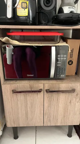 Somente o armário multiuso
