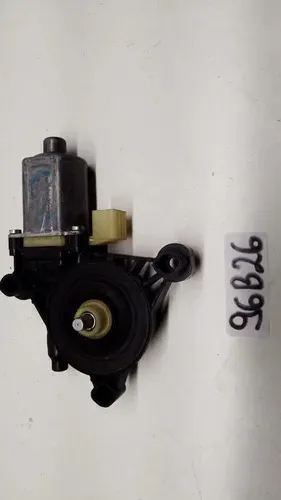 Motor Do Vidro Eletrico D/e Vw Golf 2013 5q0959801b (96b26)