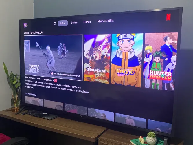 TV 70 Polegadas 4K impecável