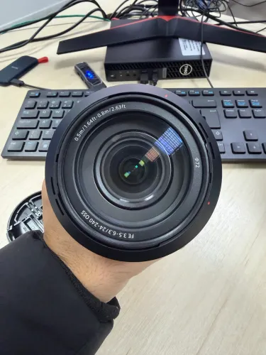Lente Sony 24-240