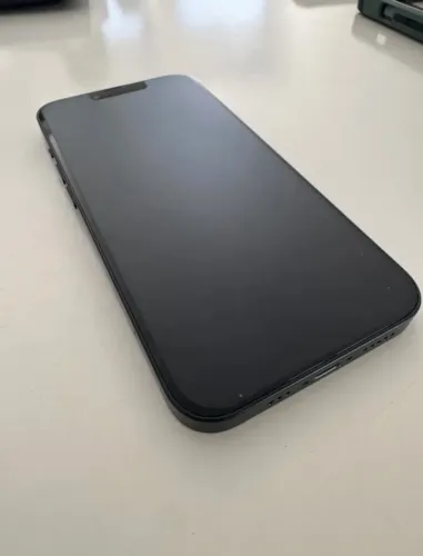 iPhone 13 128GB - Impecável (Estado de Novo) + Caixa e Acessórios Original