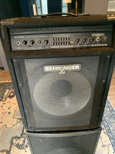 Amplificador de baixo