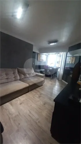 Apartamento à venda com 2 quartos, sendo 1 suíte, no condomínio Residencial Pedras Raras,