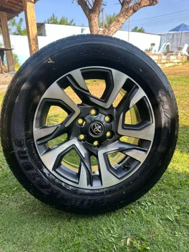 Estepe da Hilux sw4 diamond e platino 2022 a 2026