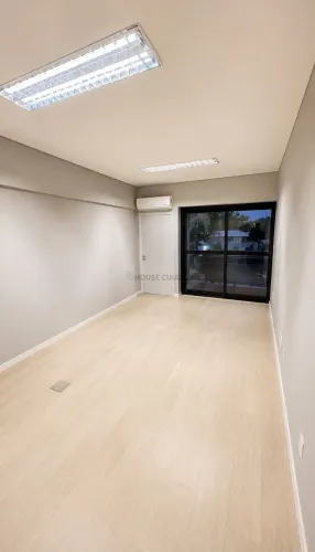 Compre Sala Comercial Reformada