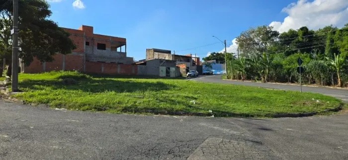TERRENO COM 142,34M² - APARECIDINHA