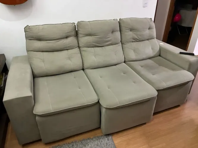 Sofá retrátil 3 lugares