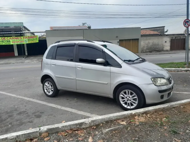 Fiat Idea ELX 1.4 MPI Fire Flex 8V 5P 2010