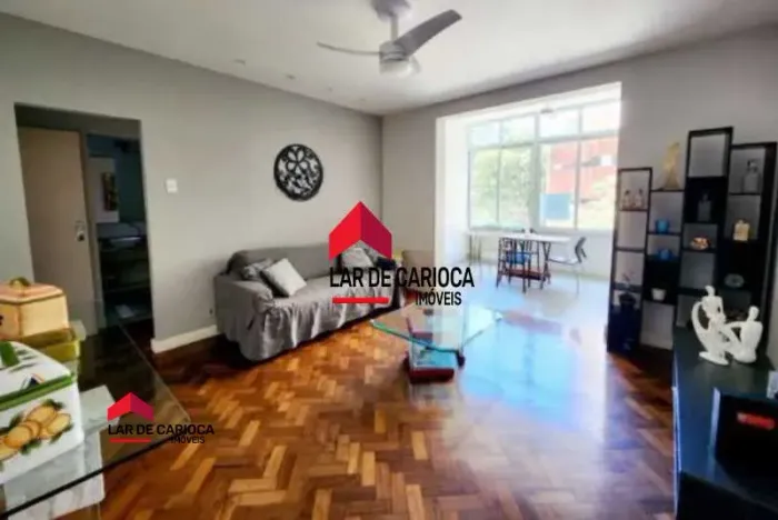 2 Quartos com Suíte + Jardim de Inverno | Prédio Pequeno com Elevador | Ideal para Tempora
