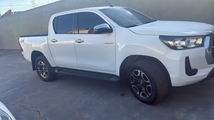 Toyota Hilux CD SRV 4X4 2.8 TDI Diesel Aut. 2021