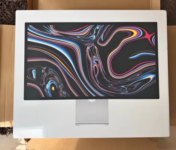 Studio display 27 inch 5k