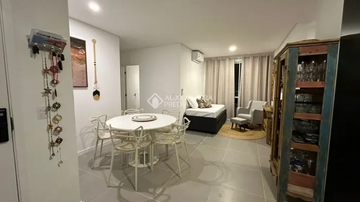 Auxiliadora Predial aluga, Linda cobertura com 107m² de área privativa, fino acabamento