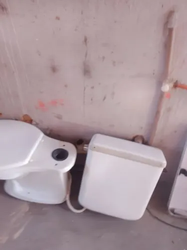 Sanitário acoplado
