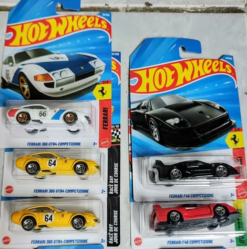 Hotwheels Ferrari 