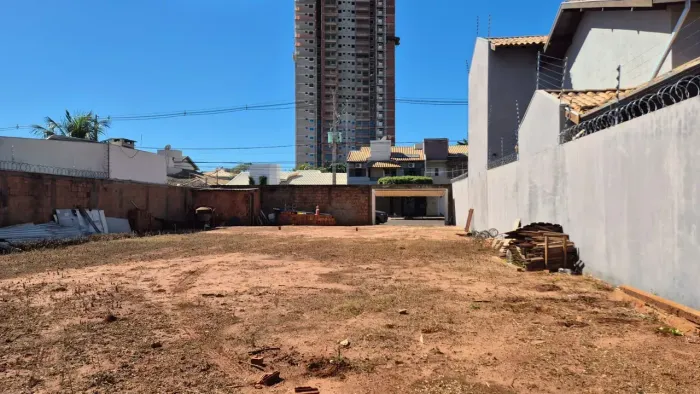 Terreno com 595M² a venda no Chacara Cachoeira