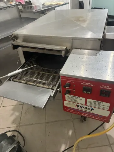 Forno Esteira Tupasy