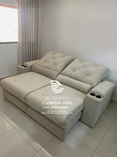 Sofá Retrátil Reclinável Cuiabá com Porta Copos D33 Molas Ensacadas | Entrega Rapida