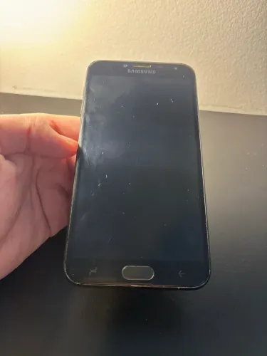 SAMSUNG GALAXY J4