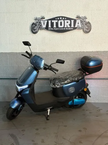 Scooter elétrica ZUB L70 1000W