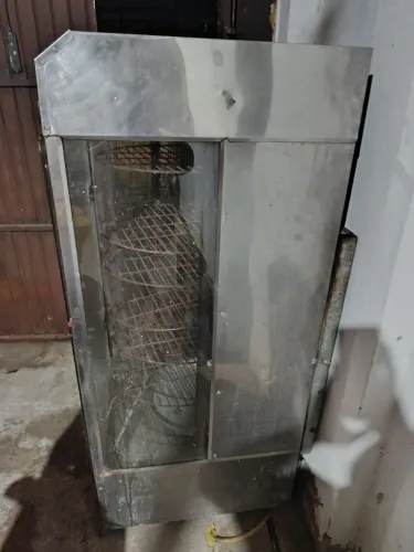 Máquina de frango assado