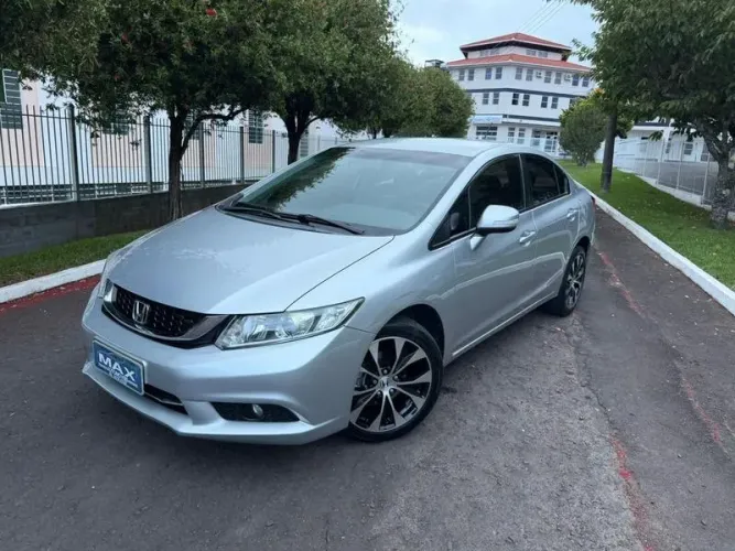 Honda Civic Sedan LXR 2.0 Flexone 16V Aut. 4P 2015