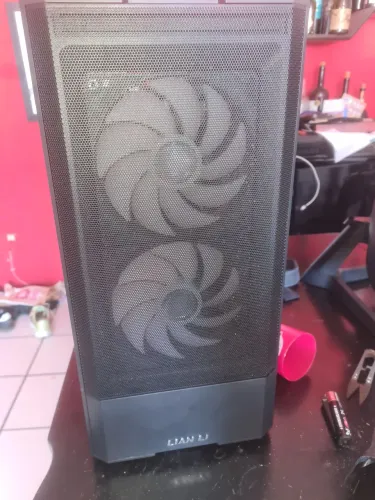 PC Gamer Premium AM5 (5060ti 16gb, 32gb RAM, Ryzen 7600) com monitor Samsung 32 pol165hz