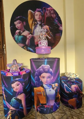 Painel de festa, capas de mesa cilindro Guerreiras do Kpop