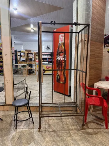 Suporte de expositor de carvão seminova