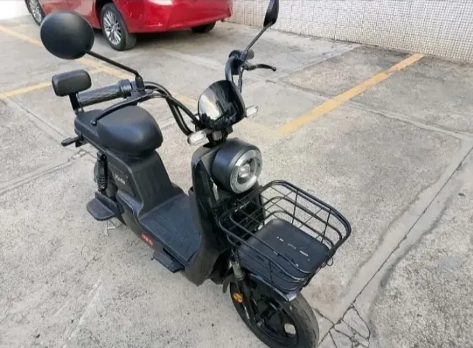 Scooter Elétrica Yala 1000W | Excelente estado e pronta para uso