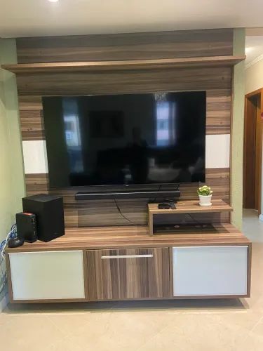 RACK PARA TV EM MDF-COMPLETO
