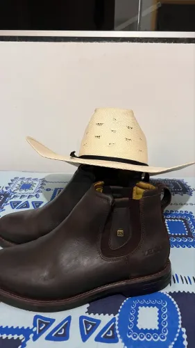 Chapéu + botina zebu 