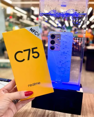 Realme C75 8GB RAM + 256GB | NFC | Bateria 6000mAh