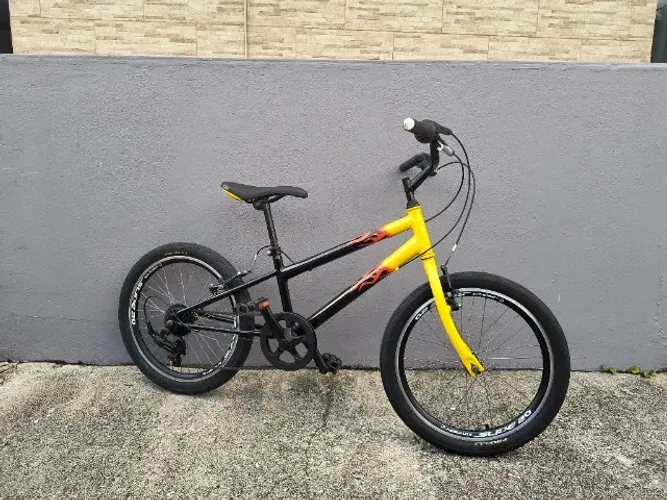 Bicicleta Caloi aro 20" - personalizada