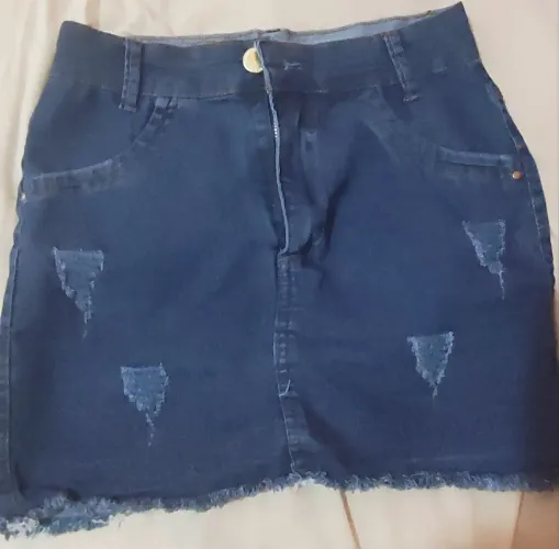 Saia jeans, semi nova