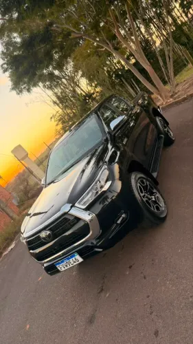 Toyota Hilux CD SRX Limited 4X4 2.8 TDI Die.aut 2023