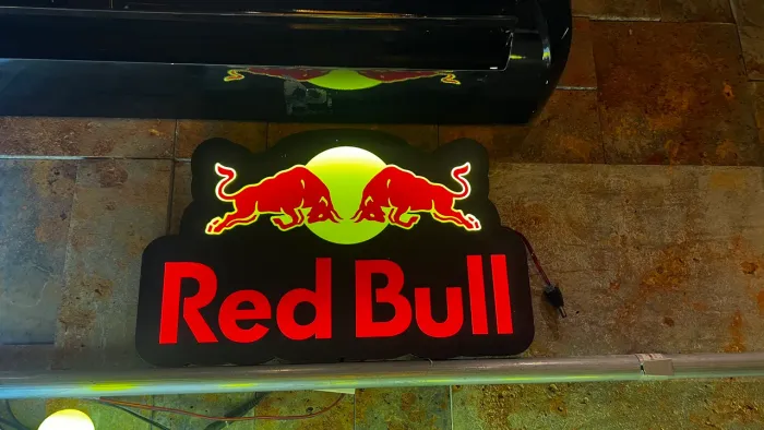LUMINOSO RED BULL LED 30CM | ACRÍLICO PREMIUM | DECORAÇÃO EXCLUSIVA