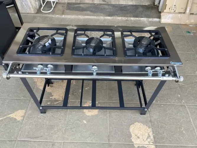 FOGÃO 3 BOCAS COM ACABAMENTO EM INOX - NOVO
