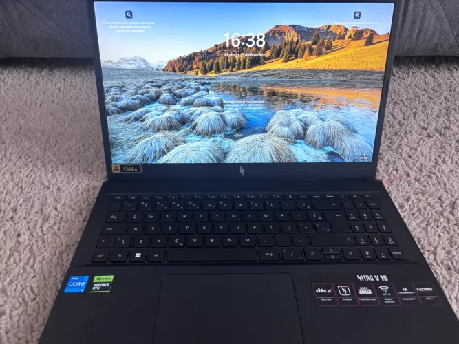 Vendo Notebook Gamer Acer Nitro V15 i5