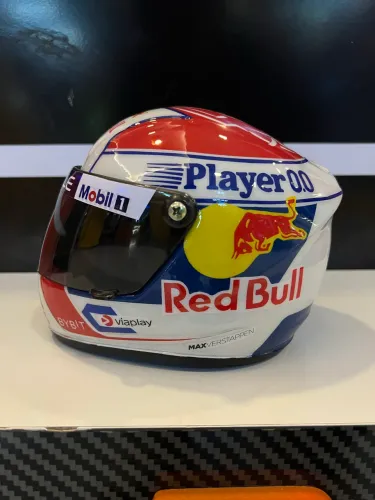 MINIATURA CAPACETE MAX VERSTAPPEN
