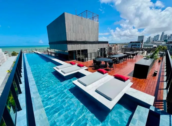 Oportunidade em Tambaú um STUDIO, Av. paralela da praia, ótima localização!